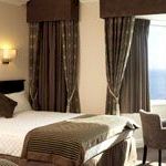 Hen : Luxury Deluxe accommodation details...