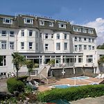 Hen : Cheeky Cheerleaders Weekend : Superior accommodation
