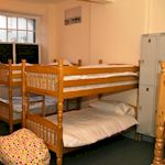 Hen : Standard Accommodation Hen : Standard Accommodation