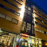 Hen : Superior accommodation details...