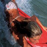Hen : Bodyboarding Babes