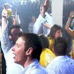 Hen : Nightclub