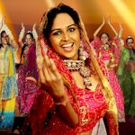Hen : Bollywood Dancing Hen : Bollywood Dancing