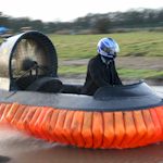 Hen : Hovercrafting