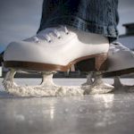 Hen : Ice Skating