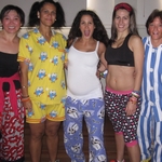 Hen : Pyjama Party