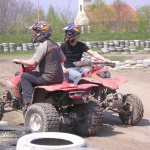 Hen : Quad Bikes
