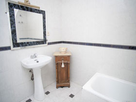 Barcelona Castle Accommodation