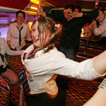 Hen : Party Bus for Party People